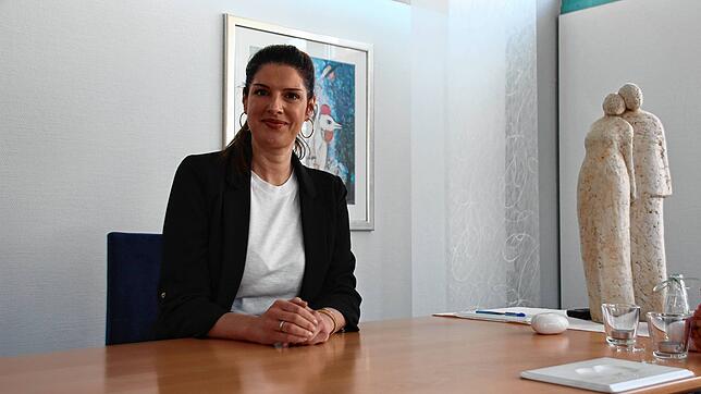 Die Stockacher Standesbeamtin Sarah Streit. Bild: Laura Marinovic