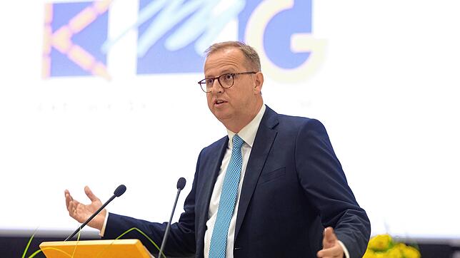 Industrie-Kenner: Jörg Stratmann, Chef der Friedrichshafener RRPS, kam 2022 vom Zulieferer Mahle an den Bodensee. Bild: Reiner