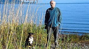 Martin Walser und sein Appenzeller Sennenhund Bruno.