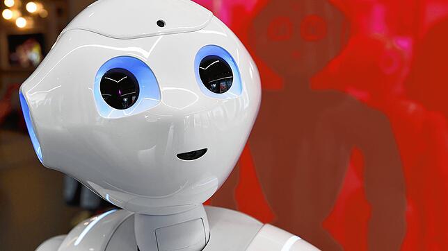 Baden-Württemberg - im Bild der Roboter Pepper - setzt auf die Förderung von Künstlicher Intelligenz