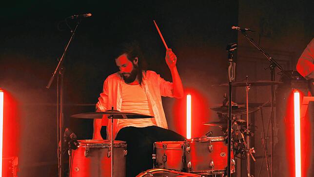 Bild 35: Šuma Čovjek Live in der alten Schlosserei – Die besten Bilder