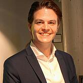 Marian Schreier ist Bürgermeister von Tengen und Bewerber für das Amt des Oberbürgermeisters von Stuttgart. Derzeit muss er einen ...