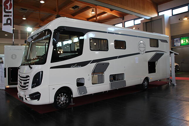 Die Luxusklasse unter den Wohnmobilen: Der "Le Voyageur 9.3 QD Car"