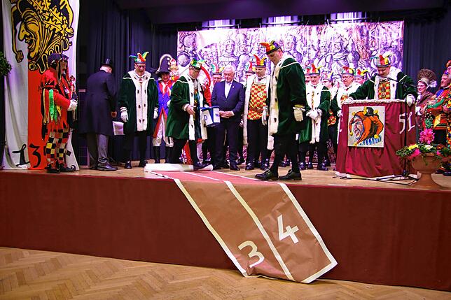 Bild 15: Der Beklagte ist da: Feierlicher Empfang für Wolfgang Kubicki im Bürgerhaus