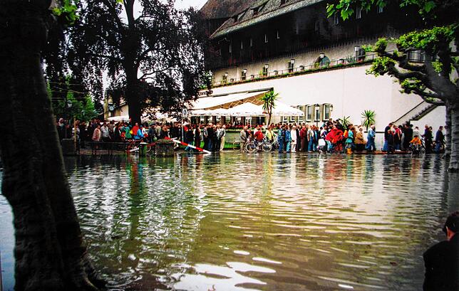 Bild 13: Archivbilder vom Hochwasser 1999 in Konstanz!