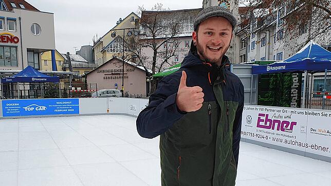Glücklich und ohne Blessuren: Nach etwa 15 Minuten ist Reporter Nico Talenta trotz eisiger Temperaturen gut ins Schwitzen gekommen.