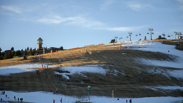 Glücksspiel am Feldberg: In manchen Wintern wird der Schnee rar. Bild: Achim Mende