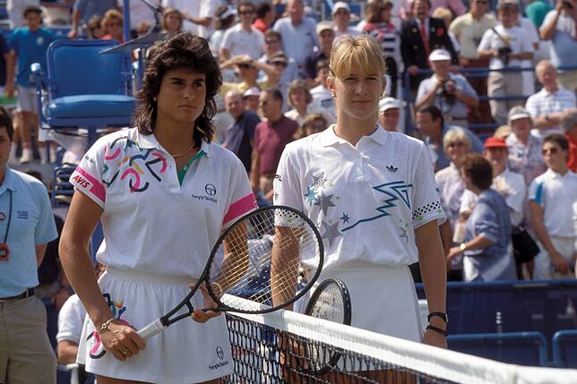Steffi Graf (rechts) und Dauerrivalin Gabriela Sabatini (Argentinien).