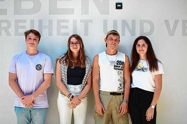Samuel Schramm, Marlene Scherer, David Grundmann und Alexandra Jahn (von links) äußerten sich kurz zu der Veranstaltung mit den drei ...