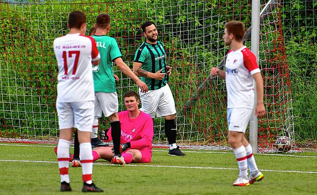 Bild 20: FC Zell macht sein Meisterstück mit dem 6:0 beim FC RW Weilheim &ndash; und wir haben Bilder!