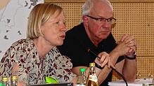 Landrätin Stefanie Bürkle und Projektmanager Thomas Blum informierten bei einem informellen Scopingtermin über den Verfahrensablauf zum ...