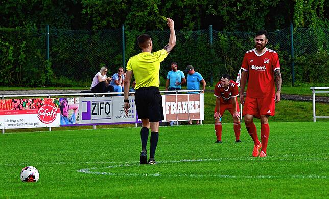 Bild 21: FC Wallbach dreht die Partie und gewinnt mit 3:2 gegen den FC RW Weilheim &ndash; und wir haben die Bilder!