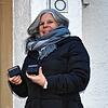 Will mehr Kultur in den Konstanzer Vorort Litzelstetten bringen: Jana Mantel mit einfachen Lochkameras.