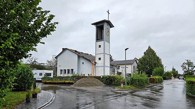 Das Gebäude der ehemaligen evangelischen Kirche in Klettgau-Grießen soll schon bald das Zuhause einer Familie sein.