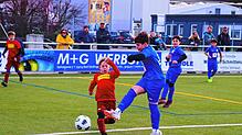 45 Kinder sind mit viel Spaß und großer Motivation beim SCF-Mikrospieltag des VfB Waldshut dabei. Bild: Marcel Knobloch