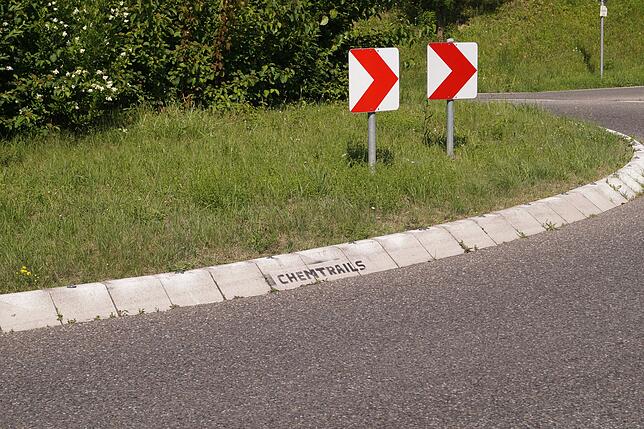 Am Kreisel zwischen Dettingen, Wollmatingen und Litzelstetten.