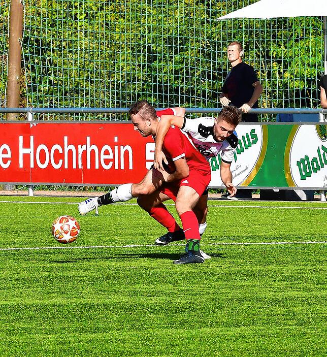 Bild 3: FC RW Weilheim setzt sich im Derby mit 5:3 gegen den FC Tiengen 08 durch &ndash; und wir haben Bilder!