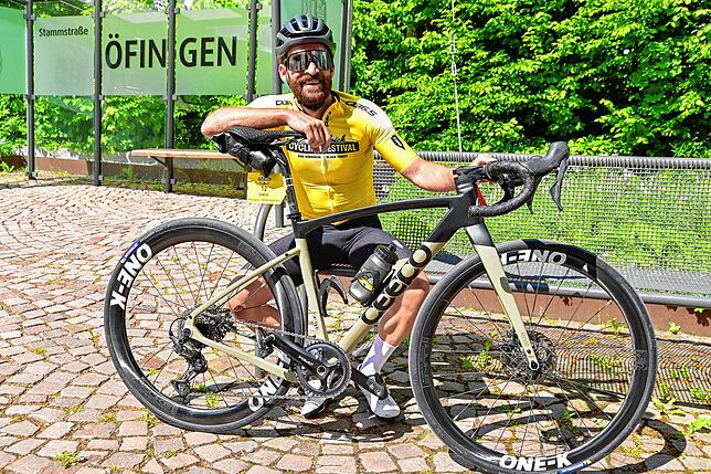 Puh, ganz schön geschafft. Ex-Radprofi und Tour-de-France-Etappensieger von 2015, Simon Geschke, verschnauft nach dem Anstieg nach ...
