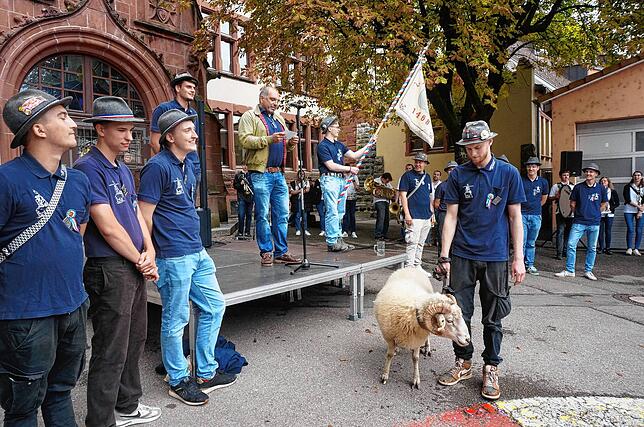 Bild 25: Der Bock ist getauft