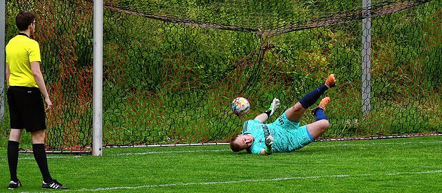 Bild 14: VfR Bad Bellingen besiegt den FC Schönau mit 3:1 &ndash; und wir haben Bilder!