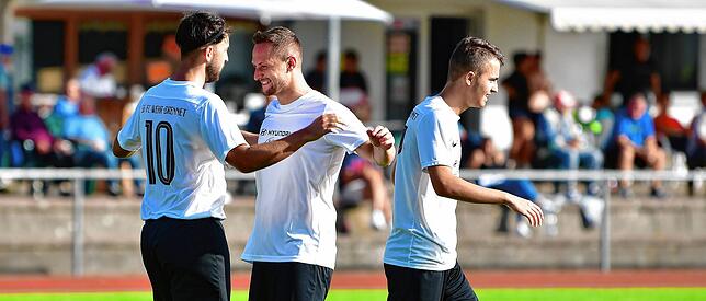 Bild 1: SG FC Wehr/Brennet besiegt den SV Jestetten mit 2:1 &ndash; und wir haben Bilder!