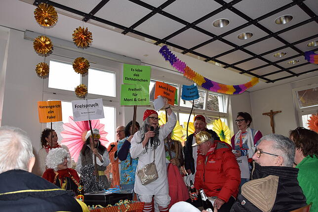 Bild 2: Bilder vom Weilheimer Narrengericht: Fasnet in voller Farbenpracht erleben