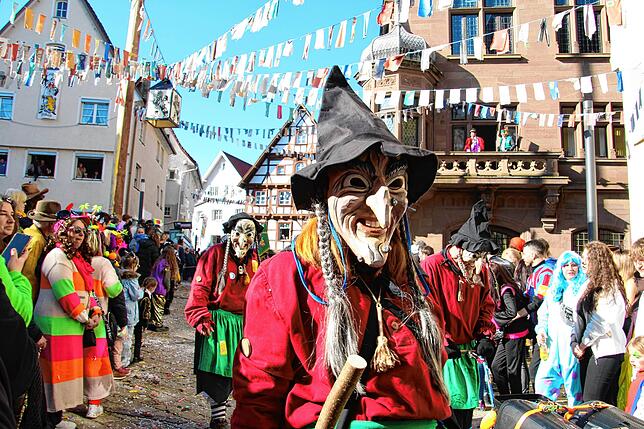 Bild 19: "Komm lass uns fröhlich sein" - Rosenmontag in Meßkirch 2025