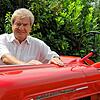 Frank Hämmerle lebt inzwischen im Ruhestand. Er züchtet Pferde und besitzt zwei Traktoren, darunter auch diesen alten Porsche Diesel.