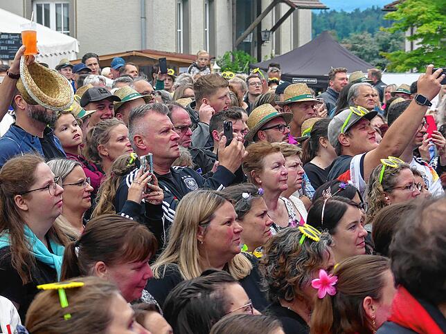 Bild 29: Bilder vom Konzert mit Vanessa Mai beim Markdorf Open Air (Teil 2)