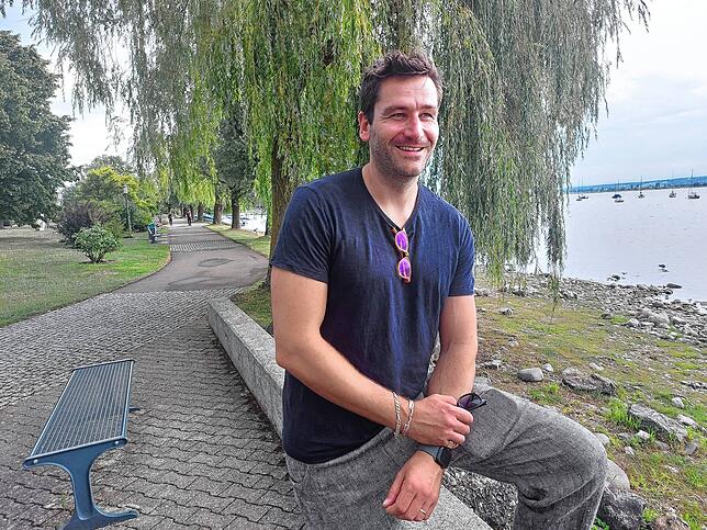 „Hier habe ich schon als Kind immer Zeit verbracht.“ Michael Epp am Seeufer in Allensbach.
