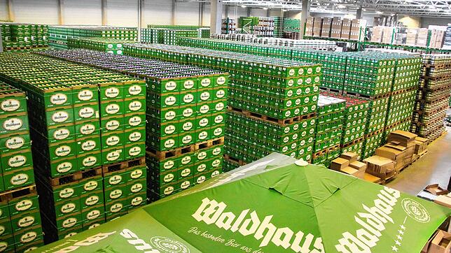 Unter der Markenbezeichnung &bdquo;Waldhaus ONE&ldquo; lanciert die Brauerei Waldhaus eine eigene 3D-NFT-Kollektion mit 190 digitalen ...