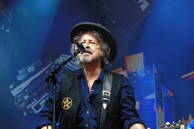Bild 24: Einzigartige Stimmung beim BAP-Konzert auf dem Hohentwielfestival in Singen: Die besten Fotos gibt es hier