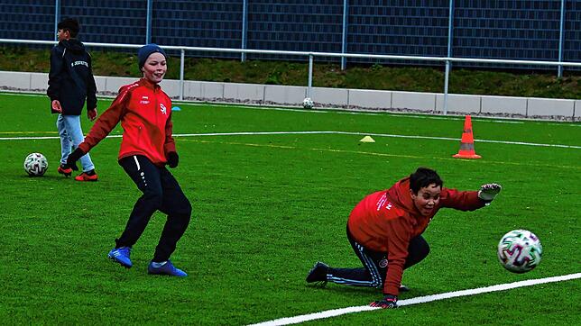 Unbeschwertes Training: Ab Dienstag dürfen Kinder, Jugendliche und Erwachsene im Kreis Waldshut &ndash; so wie hier die E-Junioren des ...