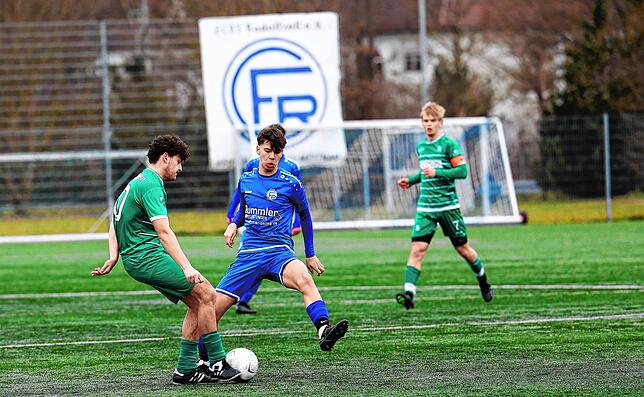 Bild 8: Die besten Bilder der Partie zwischen den B-Jugendteams des FC Radolfzell und der DJK Villingen
