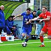 Keinen Sieger gab es im Duell zwischen dem FC Pfaffenweiler (Lars Rohrer, rechts) und dem FV Möhringen (Marius Kappeler).