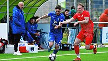 Keinen Sieger gab es im Duell zwischen dem FC Pfaffenweiler (Lars Rohrer, rechts) und dem FV Möhringen (Marius Kappeler).