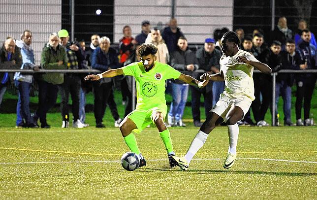 Bild 11: Unsere große Bildergalerie vom Landesliga-Spitzenspiel zwischen dem ESV Südstern und dem TSV Singen