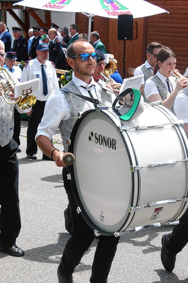 Bild 32: Bilder vom Bezirksmusikfest mit Umzug in Lausheim