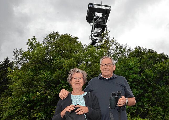 Walli und Manfred Ehrenbrand haben erstmals einen Abstecher nach Markdorf gemacht. Und der Turm ist ein Muss bei diesem Ausflug.
