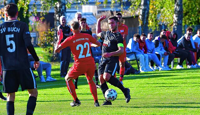 Bild 18: SV Buch siegt mit 2:0 beim enttäuschend auftretenden SV Jestetten &ndash; und wir haben die Bilder!