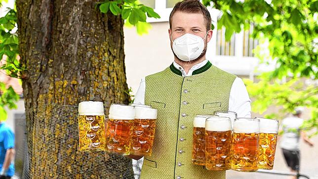 Endlich wieder Biergarten. Bayern startete schon vor fast einer Woche in die Saison und öffnete die Außengastronomie, jetzt zieht ...