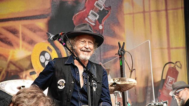 Bild : BAP beim Stimmenfestival 2025: Kölner Kultrocker heizen dem Publikum ein - das sind die Bilder