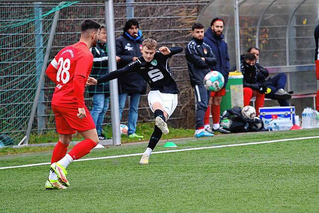 Bild 6: Die besten Bilder der Landesliga-Partie zwischen dem TSV Konstanz und dem VfR Stockach