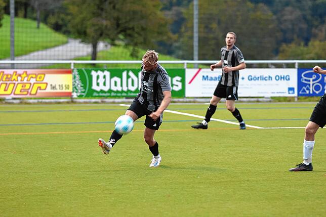 Bild 10: FC Hochrhein gewinnt mit 5:2 beim SV Eschbach und zieht in die zweite Runde ein – wir haben Fotos!