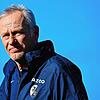 Freiburgs Trainer Christian Streich tritt vor der Fortsetzung der Bundesligasaison auf die Euphoriebremse &ndash; was derzeit gar nicht ...
