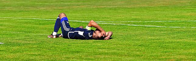 Bild 3: SV Jestetten müht sich zu einem 2:0 gegen Aufsteiger SV Blau-Weiß Murg &ndash; und wir haben Bilder!