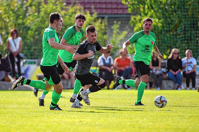 Bild 1: SV Waldhaus gewinnt gegen den SV Unteralpfen mit 4:0 &ndash; und wir haben Bilder!