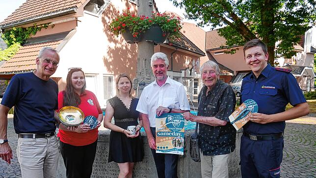 Dieter Walz, Sarah Schaffner, Katharina Reitinger, Michael Thater, Willi Raiber und Julian Fricker (von links) stellen das Programm zum ...