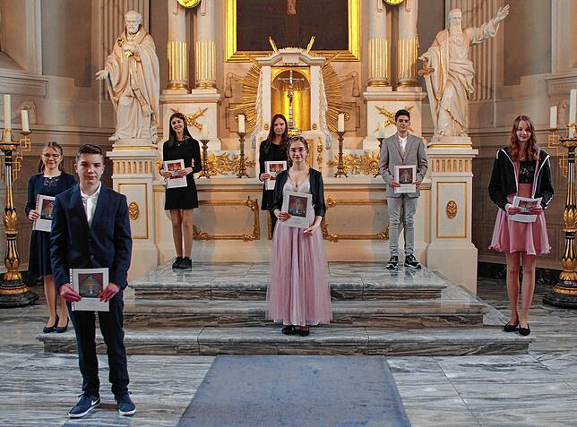 Die Konfirmanden der evangelischen Kirchengemeinde Murg-Rickenbach-Herrischried feierten ihre Konfirmation. Die Feier fand aus ...