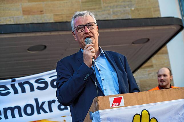 Bild 4: Bilder von der Kundgebung für Demokratie und Toleranz in Friedrichshafen
